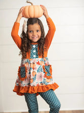 Load image into Gallery viewer, Kids Sage &amp; Pumpkin Ruffle Pocket Polka Dot Fall Pant Set
