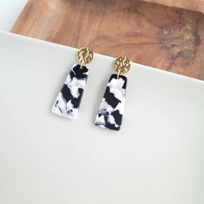 Mia Mini Earrings - Black and White